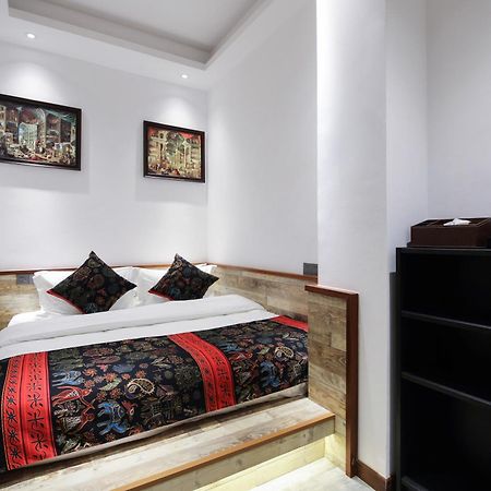 Zou Qu Ye Travel Hotel Chongqing Exterior foto